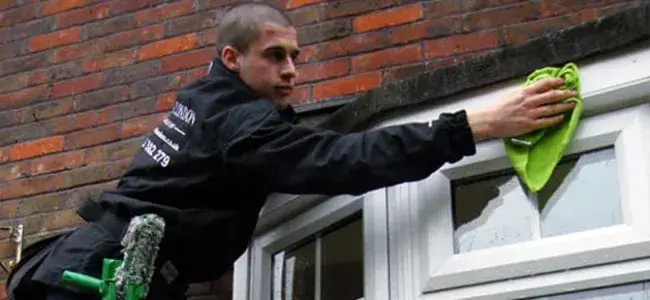 Window Cleaner Worcester Park